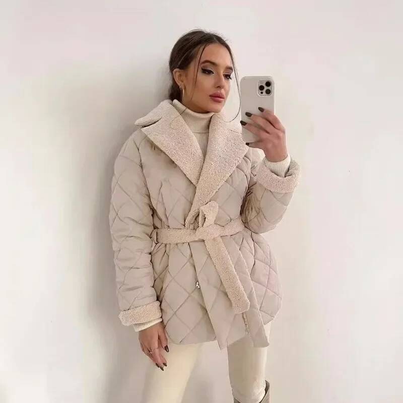 Street Fashion England - Elegante gewatteerde jas met imitatiebontvoering voor