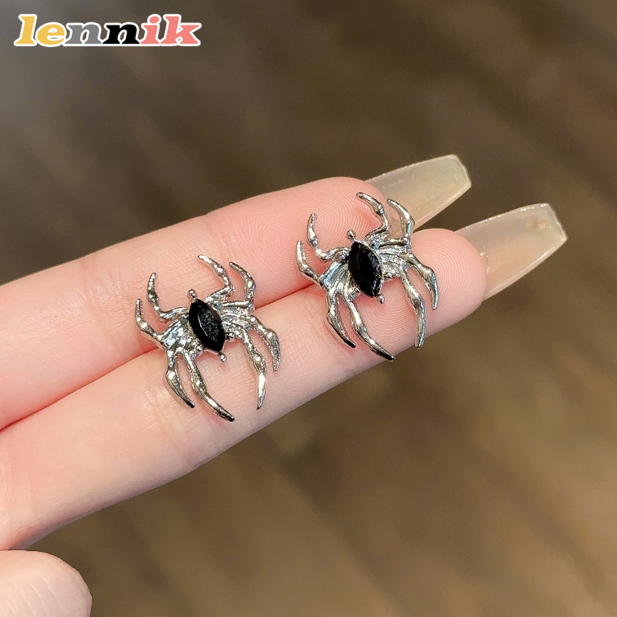 LENNIK Unieke Spider Oorbellen - Street Fashion Now recensie en prijs